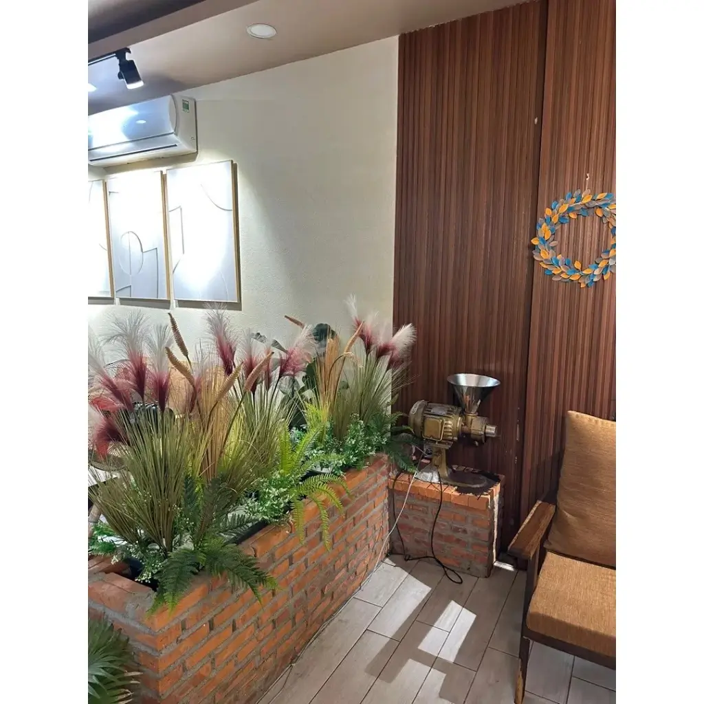 Cành Lau Giả – Decor Đẹp, Sang Trọng Cho Mọi Không Gian 5 cành lau giả trang trí